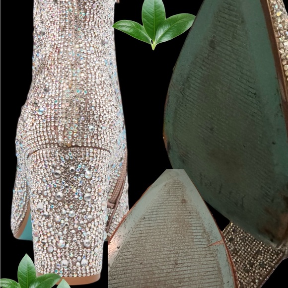 SIZE 11 Betsey Johnson Sparkling Silver Ankle Boots - Picture 4 of 4